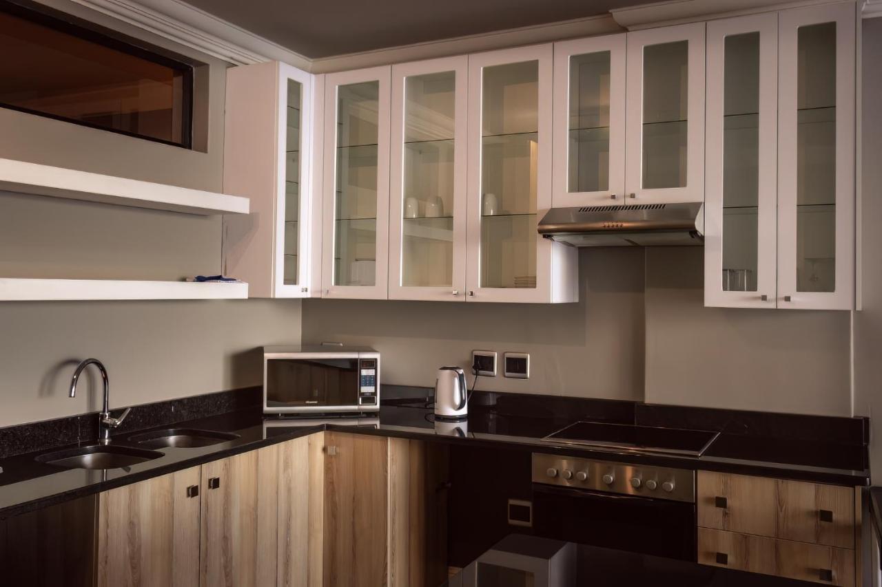 Beach Club Self Catering Apartments Mossel Bay Esterno foto