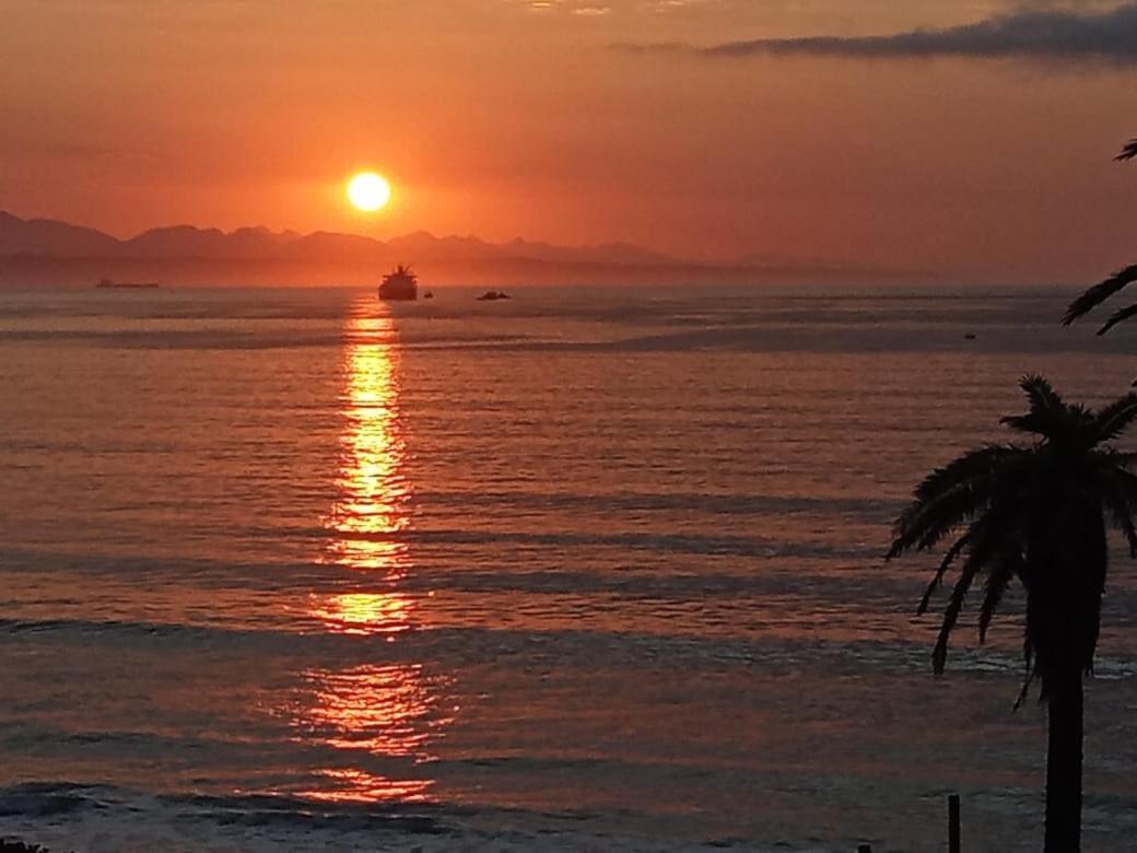 Beach Club Self Catering Apartments Mossel Bay Esterno foto