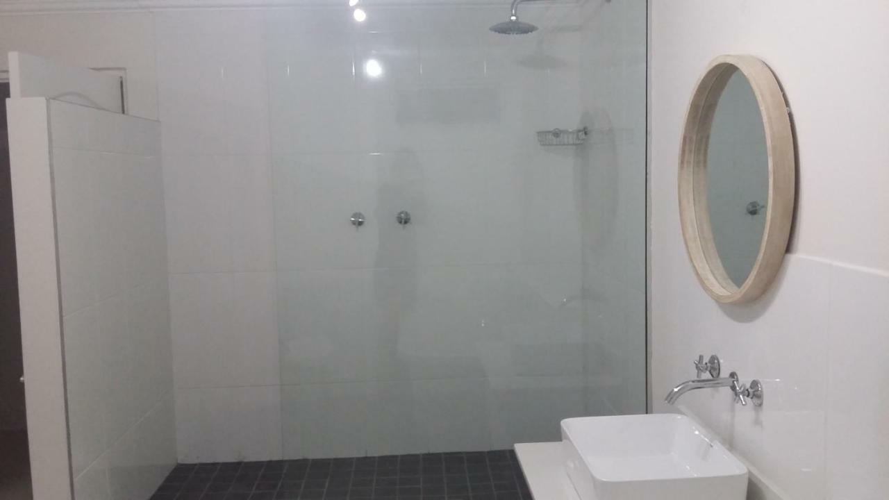 Beach Club Self Catering Apartments Mossel Bay Esterno foto